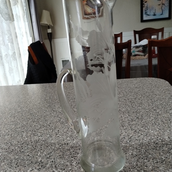 VTG West Virginia Etched Glass Orchid or Gazelle flower Empire Cocktail Pitcher - Picture 6 of 13